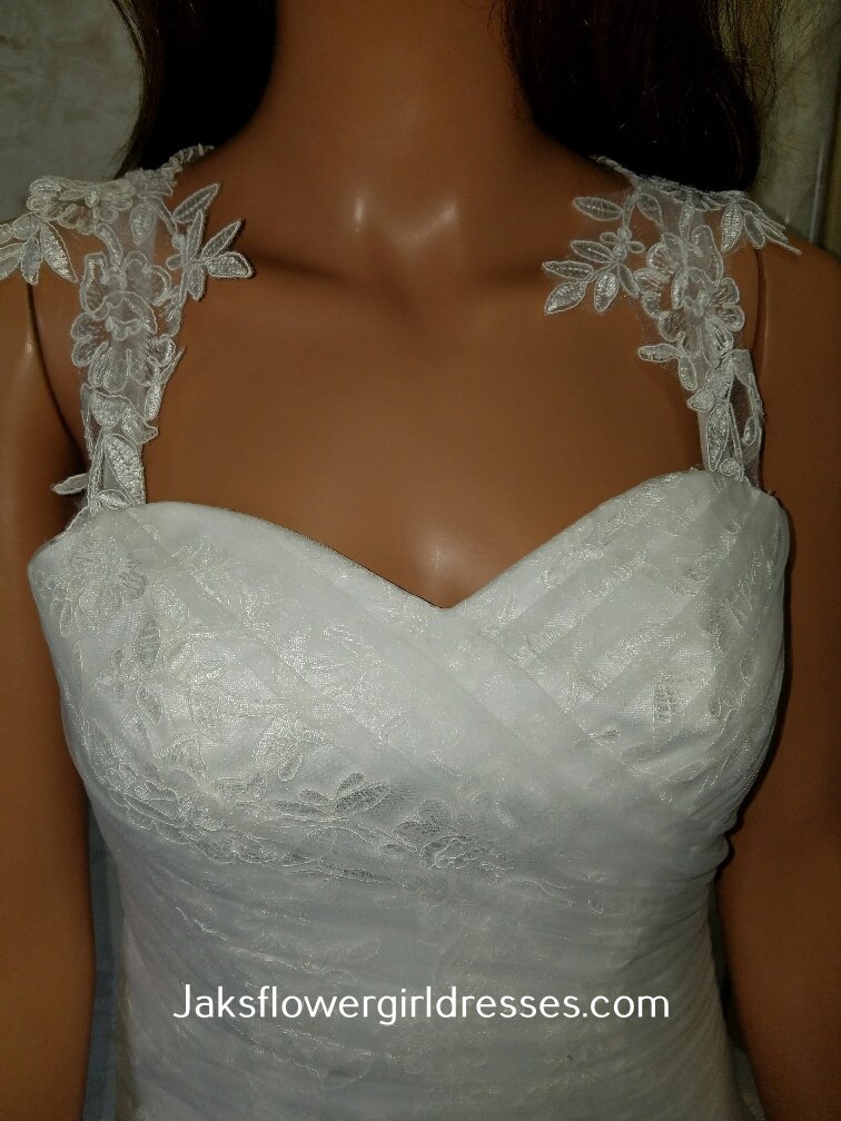 sweetheart bridal gown